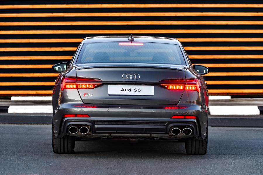  Audi S6 Sedan TFSI (C8) 2020 года  (ZA) (фото 32 из 40)